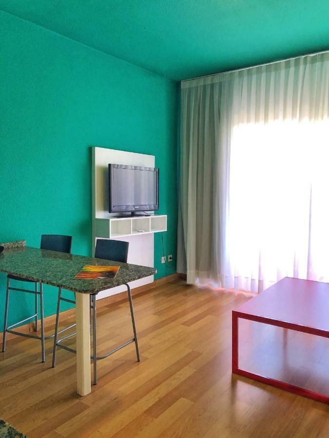 Apartment,812312692:JPEG