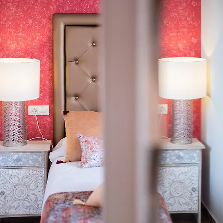 Alhambra Boutique Apartments By Pmc Resorts-3